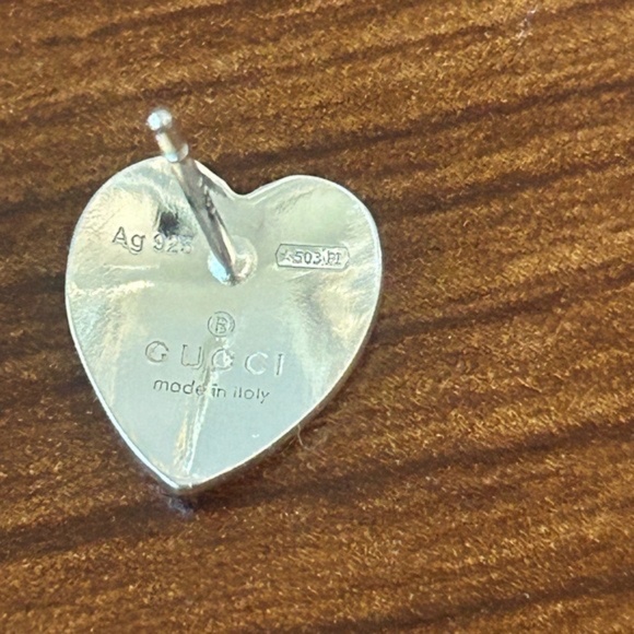 GUCCI Red Enamel Heart Earrings - Picture 2 of 5